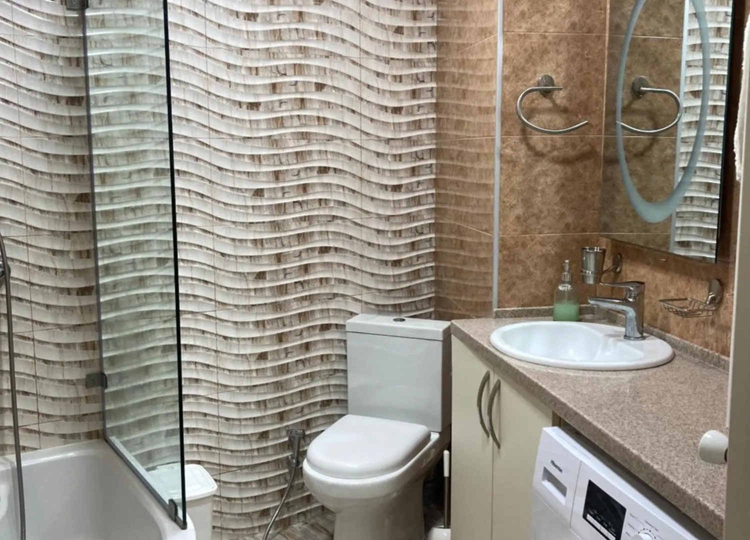 Cozy Apartment 1 Plus 1 Room, 3 Min From Sea, Heroes Alley Batumi